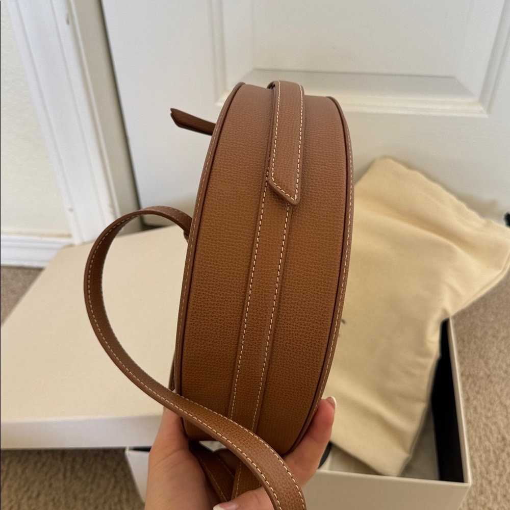 Polene Numéro Dix in textured camel - Picture 6 of 7
